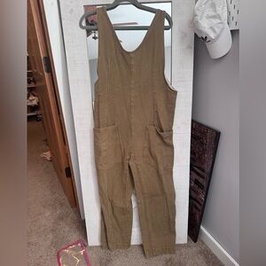 Oversized green Overalls with Pockets
